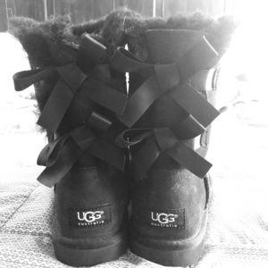 UGG Bailey Bow Boot